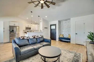 Image de Mtn Biker's Escape! 7 Mi to Kokopelli Loops Trails