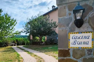 Image de Cascina Bruna  •  Villa spacieuse avec vue panoramique et jardin en Val Trebbia