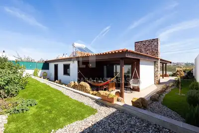 Image de Cantinho S. Julião by ACasaDasCasas