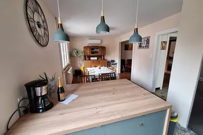 Image de Maison cosy 6-8 personnes, proche Strasbourg, au calme, jardin, ping-pong, poule