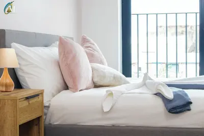 Image de Oriel Nubian Walls