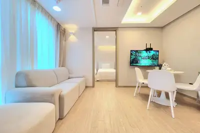 Image de L5-5[Newly Built/합법숙소][침대3개/핵심번화가/해변5분/지하철역3분/짐보관]