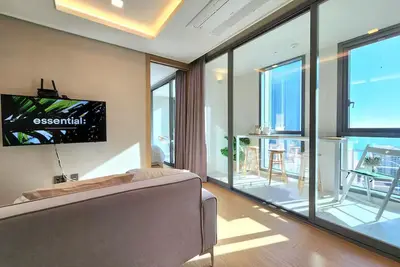 Image de L30-8[NewlyBuilt/합법숙소][고층사이드오션뷰/핵심번화가/해변5분/지하철역3분]