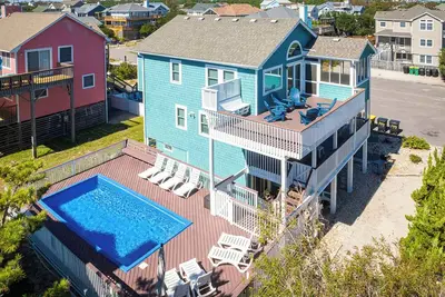 Image de Corolla Oceanside Pool, Spa, & Game Room