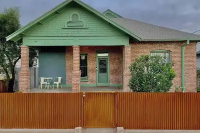 Image de Historic Triplex - Multi Family House in Lovely Barrios!