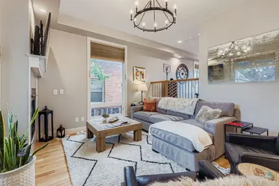 Bright LoHi Townhome – Dine, Drink, Explore Denver