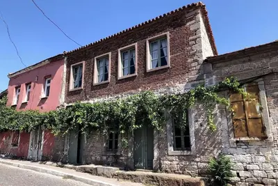 Image de A historic stone house, Ideal for visitors to the Acropolis-Asklepion in Bergama