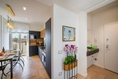 Image de New Luxury Penthouse 2 steps from downtown