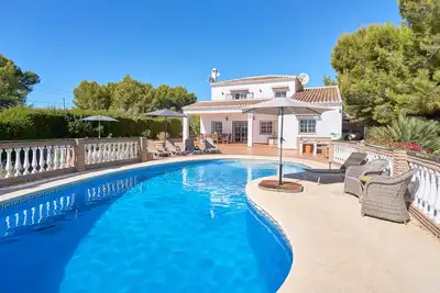 Image de Villa « Almachares, Nerja » avec vue sur la mer, Wi-Fi et climatisation