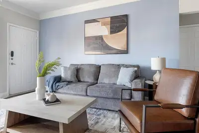 Image de Landing | Spectacular 2bd, Yoga Studio