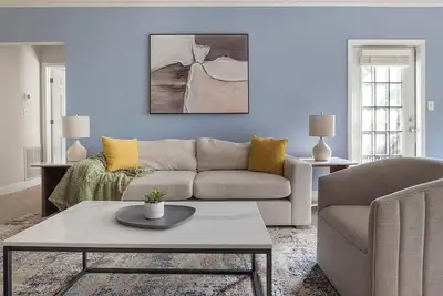 Image de Landing | Beautiful 2bd, Yoga Studio, Gym