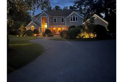 Image de World Cup travelers--40 min to Gillette! Spacious private home w/jacuzzi tub