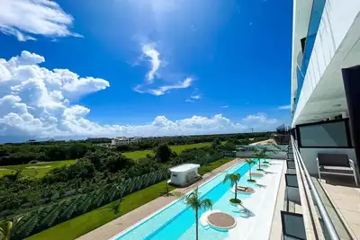 Image de Deluxe suite Golf View & Jacuzzi at Cana Rock Star