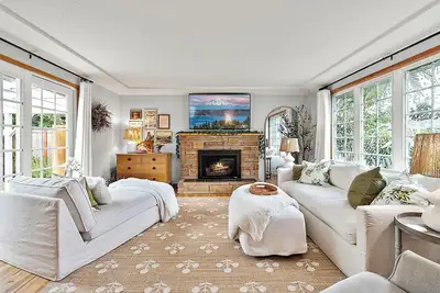 Image de Coastal Garden Cottage