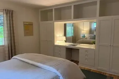 Image de Retro Mid-Century Cottage 1/2 mile to Cpi