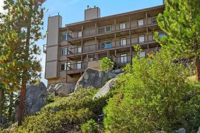 Image de Charming 2-bedroom condo with fitness room and Ac in gorgeous Stateline