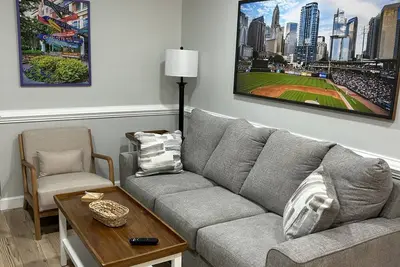 Image de 2-bedroom close to Airport and Whitewater Center.