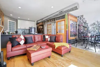 Image de Urban Escape Modern Condo in the Heart of It All