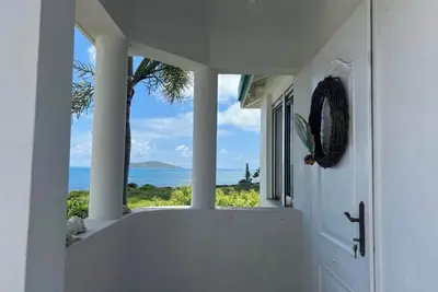 Image de Green Cay - Walk to the Beach - King Bed - Ac