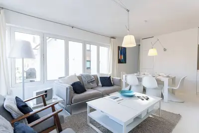 Image de Blanc Rivage with garage by Interhome