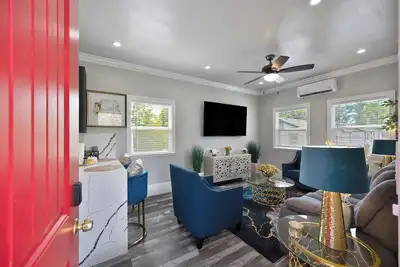 Image de Walk to Uc Davis Medical Center! Duplex w/ Patio