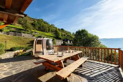 Image de Chalet coup de cœur au cœur du village de Soulan – Wifi Inclus