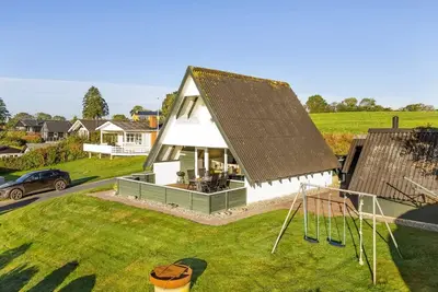 Image de \"Elisabete\" - 600m from the sea by Interhome