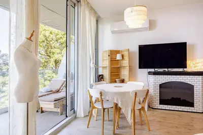 Image de Elite condo, Sea View at Batumi Botanical Gardens interior by 3-Kopheli