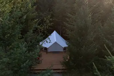 Image de Cute Bell Tent in Carson for Columbia Gorge Glamping in Washington