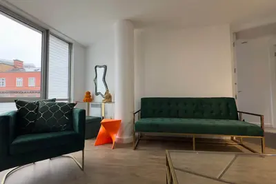 Image de 404 Hatton Garden - Free Secure Parking