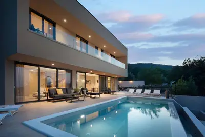 Image de Villa Mar vista (100031-K1) - Drenje