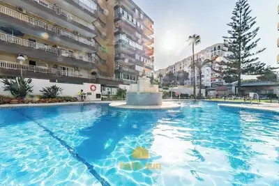 Image de 76 – Cozy Beachfront Apartment with Pool in Fuengirola