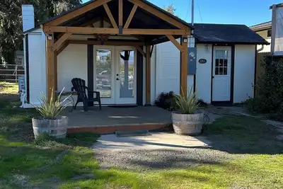 Image de Charming 1-bedroom cottage in Central Point with Ac