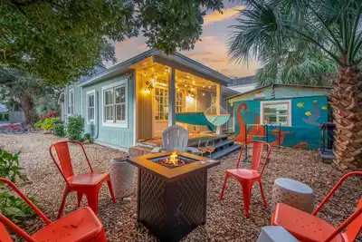 Image de Charming Cottage in St. Aug - Kids Room & Firepit
