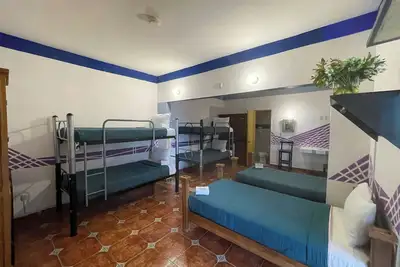 Image de Located in downtown Morelia, 4 blocks from the imposing Cathedral.