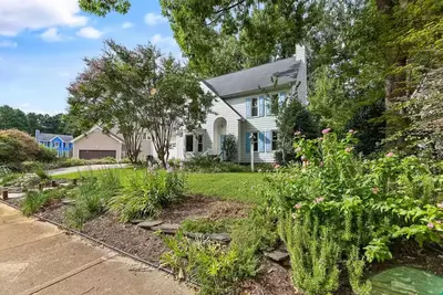 Image de Cary garden home close to Sas, Rdu & Rtp