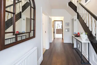 Image de Modern 4 bedroom Detached House Near Manchester City