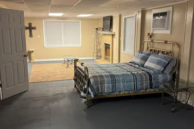 Image de Gorgeous house on the river at Caddo Lake that sleeps up to 9 guests