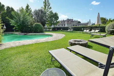 Image de Bel appartement à Cortona avec piscine