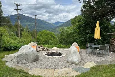 Image de Bees Knees King Suite: Hot tub + Sauna