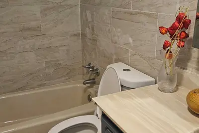 Image de Pleasant 2-bedroom house with Ac in vibrant Melbourne