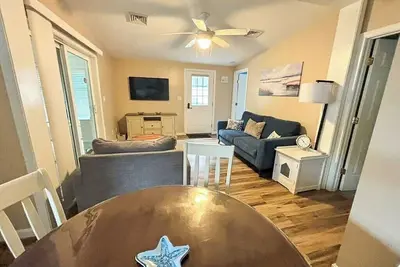 Image de Cozy 2bedroom cottage in Wells with Ac, pool, clubhouse, arcade and fitness room