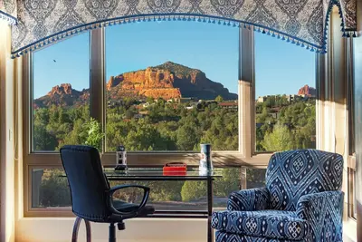 Image de Bell Rock Haven // 3bd 3. 5ba // Amazing Views