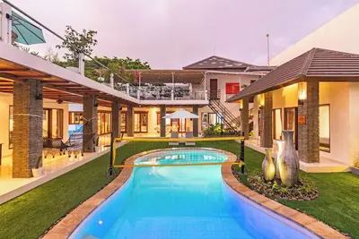 Image de Hidden Oasis in Seminyak – Spacious 5br Luxury Villa with Pool & Cinema Room