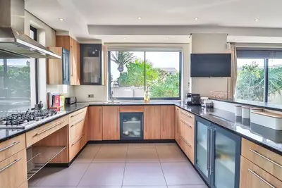 Image de Bayhill Terrace 17 by Ctha