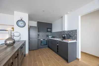 Image de Magnifique vue mer, baignoire à jets & Hammam : luxe et détente absolue!