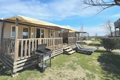 Image de Le Coco Lodge Mobil home à 150m de la plage Camping 5 étoiles Parc Aquatique