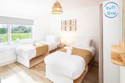 Image de Contractor Home Parking & Garden – Near Avonmouth