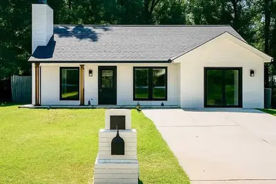 Image de Hidden Gem On The Outskirts Of Uptown Charlotte