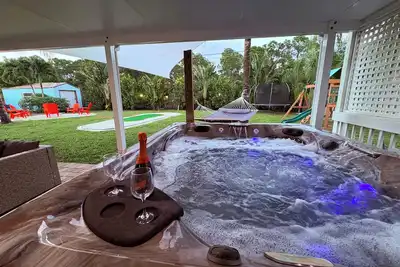 Image de Palm Paradise • Jacuzzi • Hammock • Game Yard